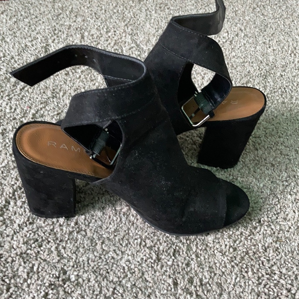 Beautiful black heels